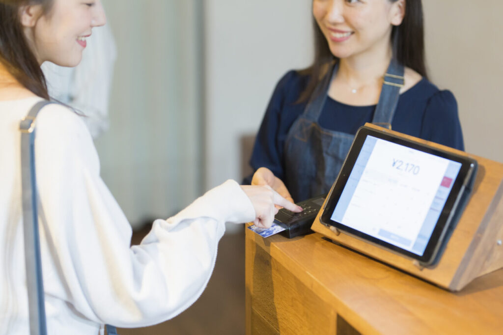 POSレジを乗り換える手順・注意点【乗り換えにおすすめのサービスも解説】