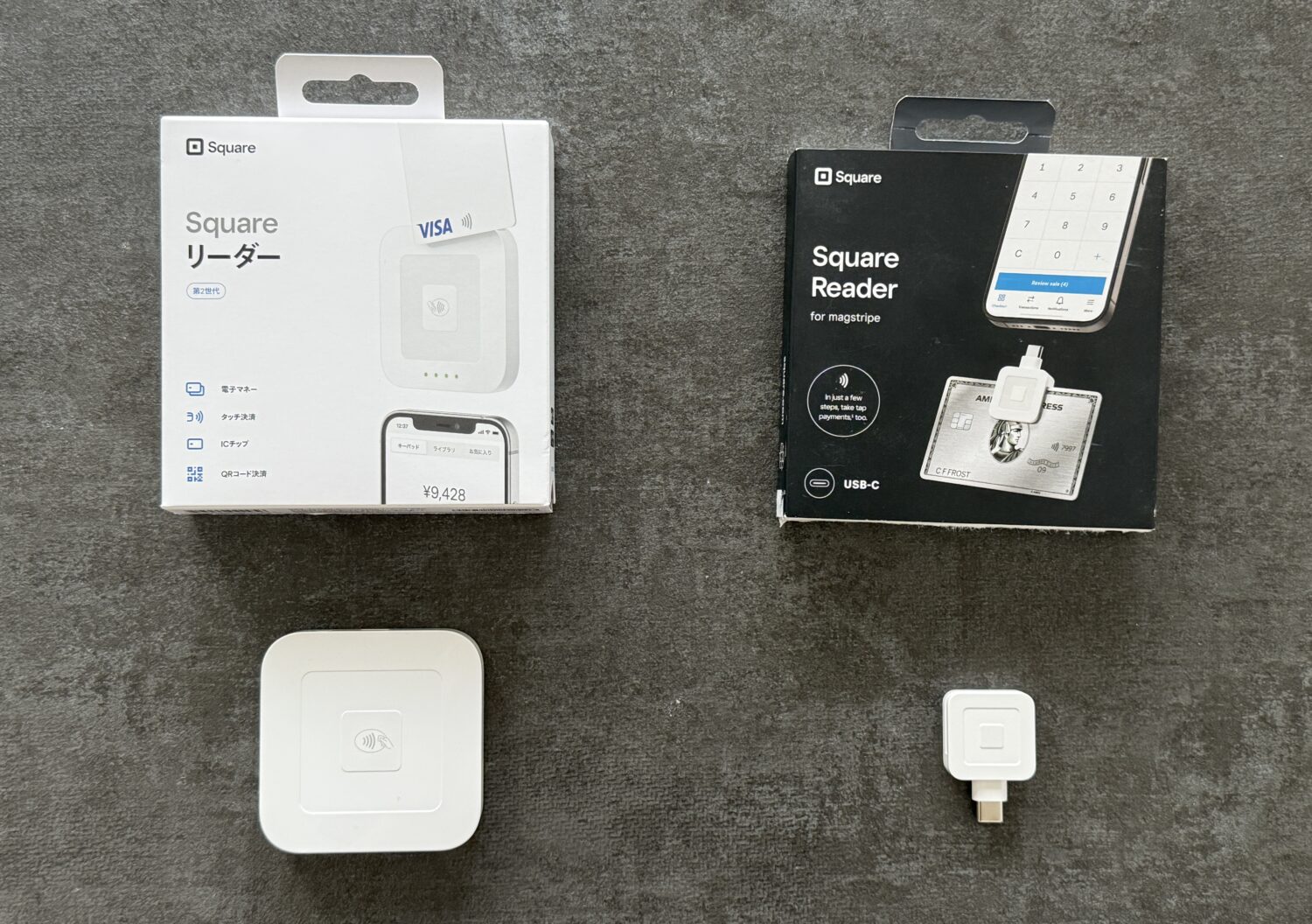 Squareリーダー第2世代とUSB-C接続の磁気ストライプ専用Squareリーダーの大きさ比較