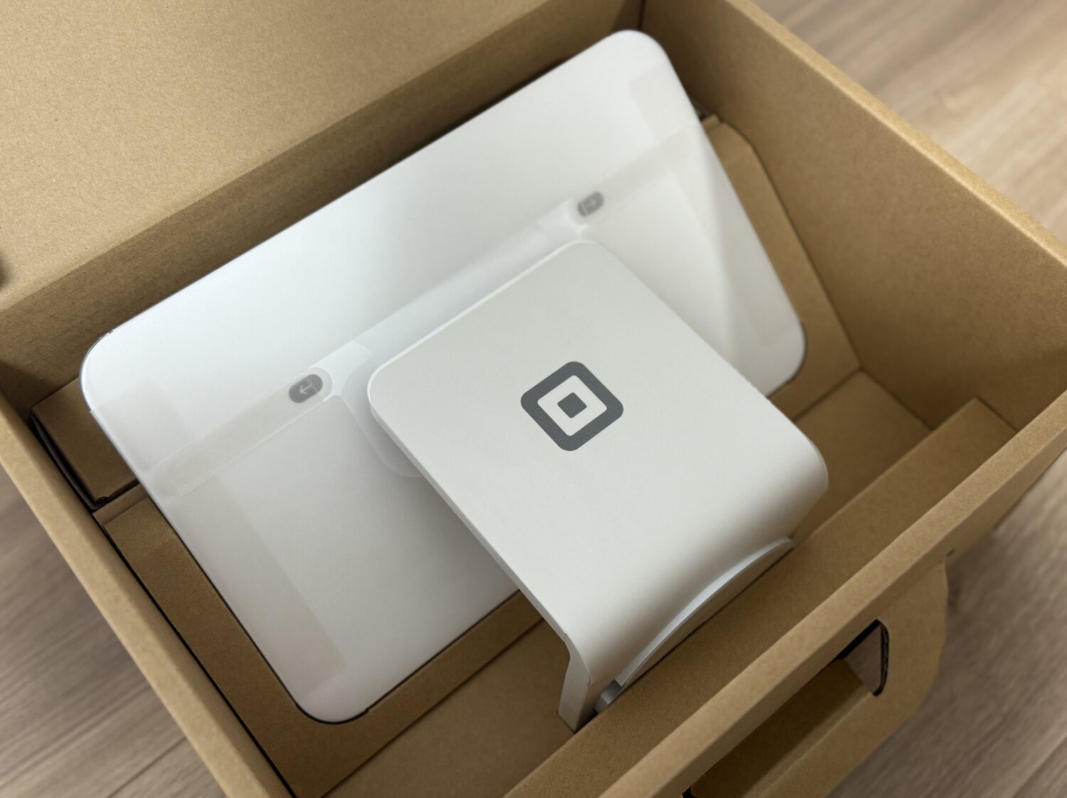 Squareスタンドの開封