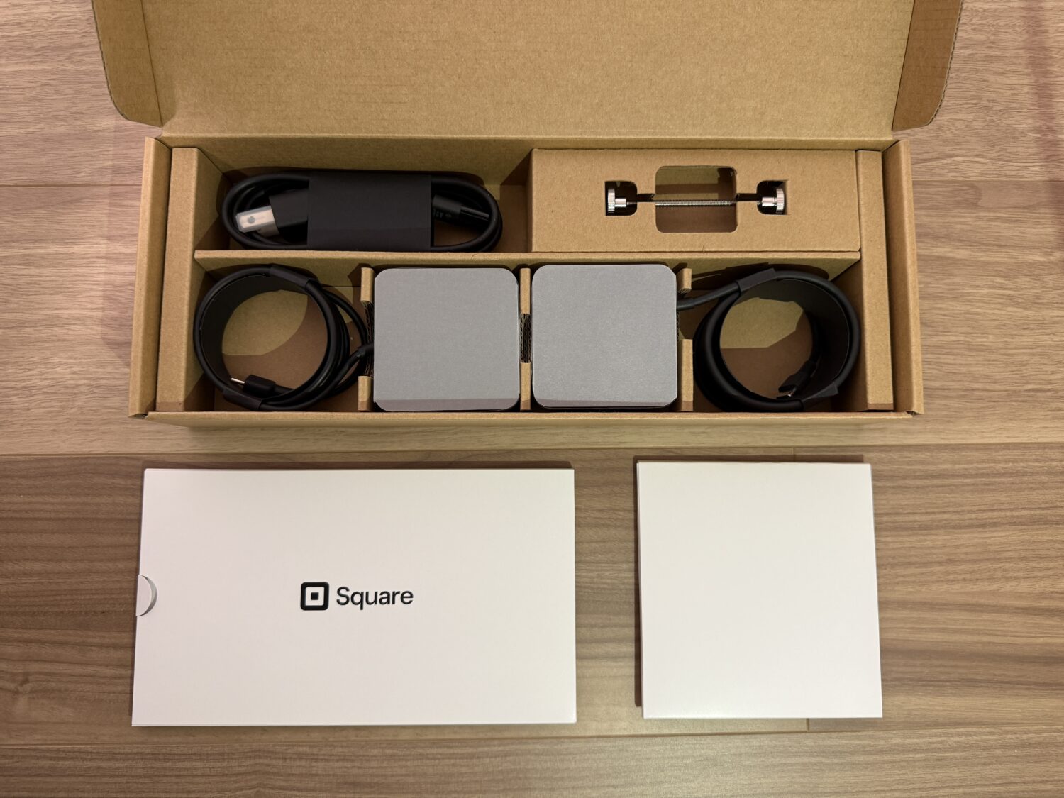 Squareスタンドの接続機器