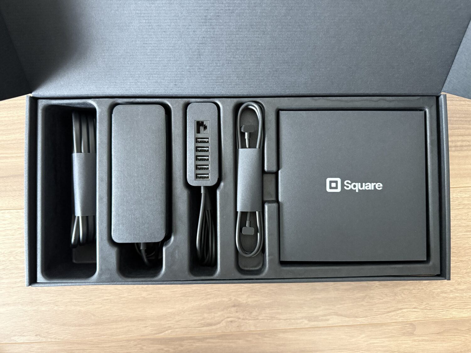 Squareレジスターの開封