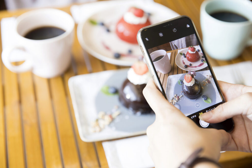 飲食店がSNSの拡散で炎上する原因とは？【対処法や防止策をまとめて詳しく解説】
