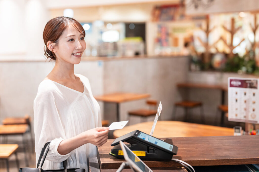 Airペイ(エアペイ)とstera packを徹底比較【評判や費用を比較】