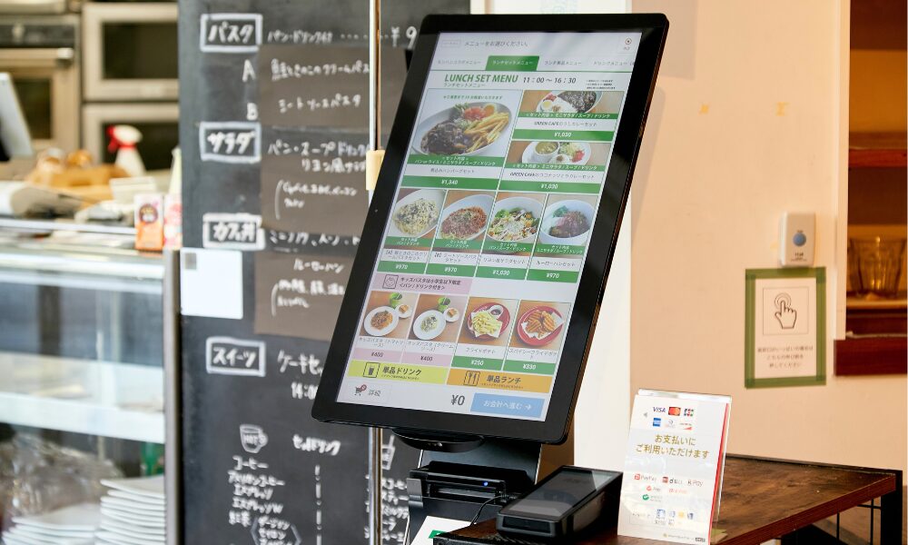 GREEN CAFEで導入したスマレジの券売機
