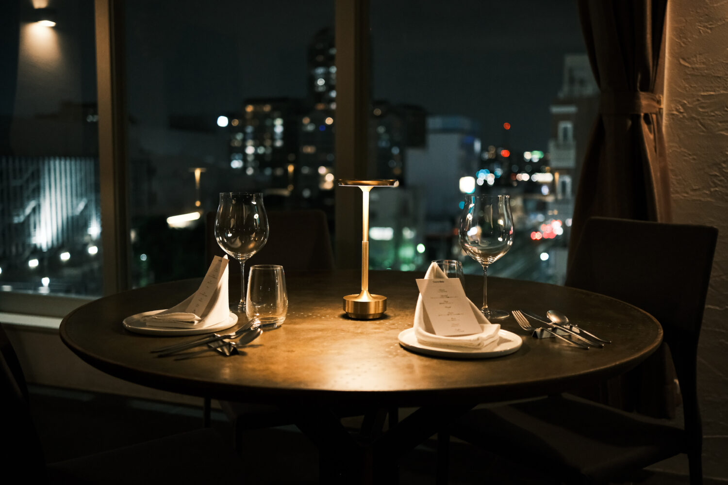 TARU steak&italianの客席